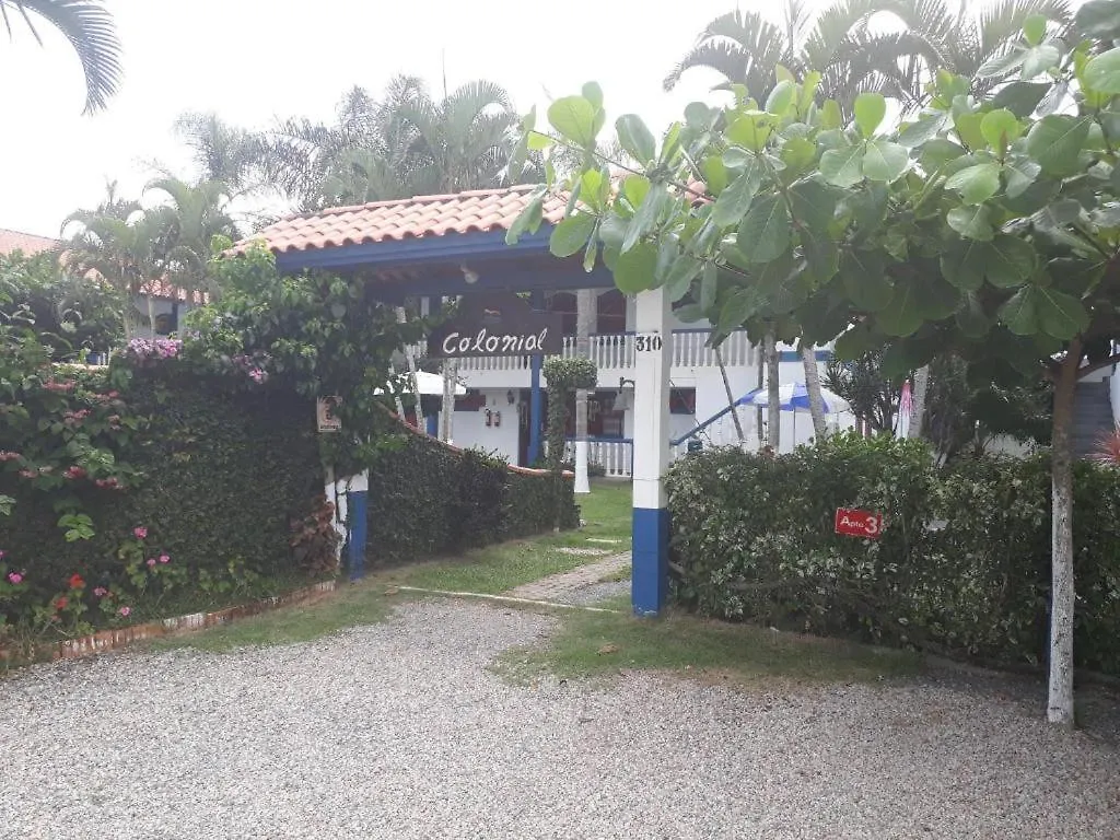 Condominio Colonial Apartamentos 150M Da Praia Bombinhas